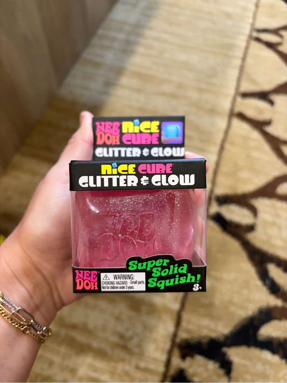 NeeDoh Glitter & Glow Pink Cube Super Solid Squish